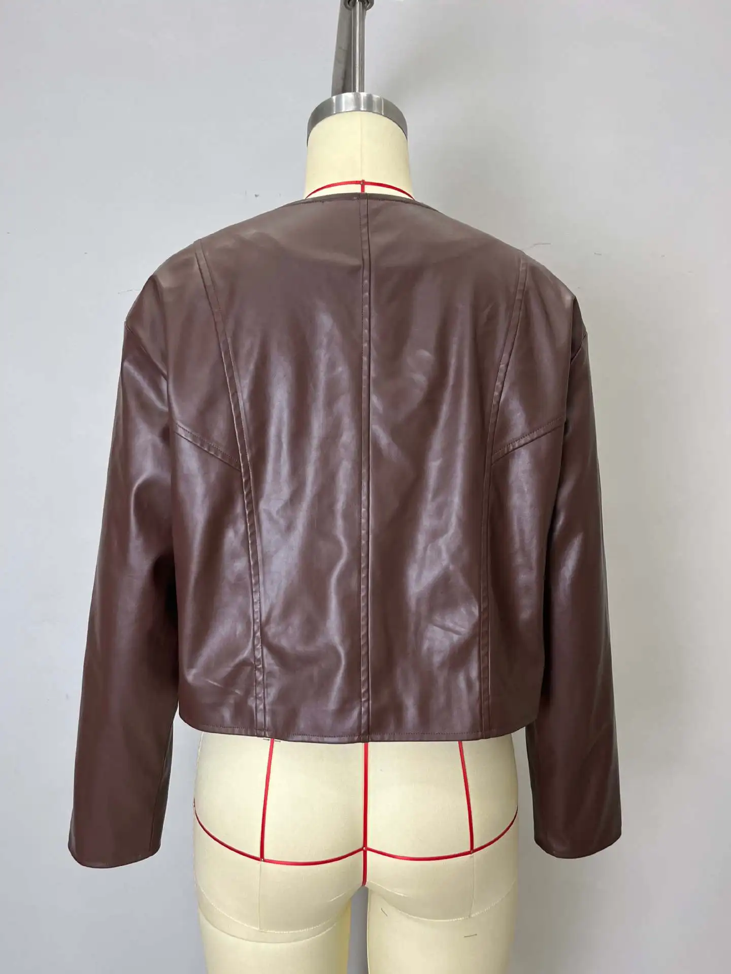 Fashionable short leather jacket with deep brown texture, exquisite gold button arrangement decoration, versatile leather jacket