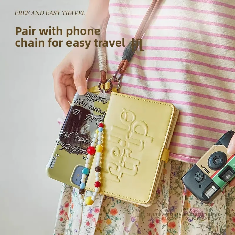 portadocumenti-da-viaggio-con-cinturino-neat-cact-borsa-a-tracolla-portatile-per-donna-custodia-per-documenti-estetica-e-funzionale