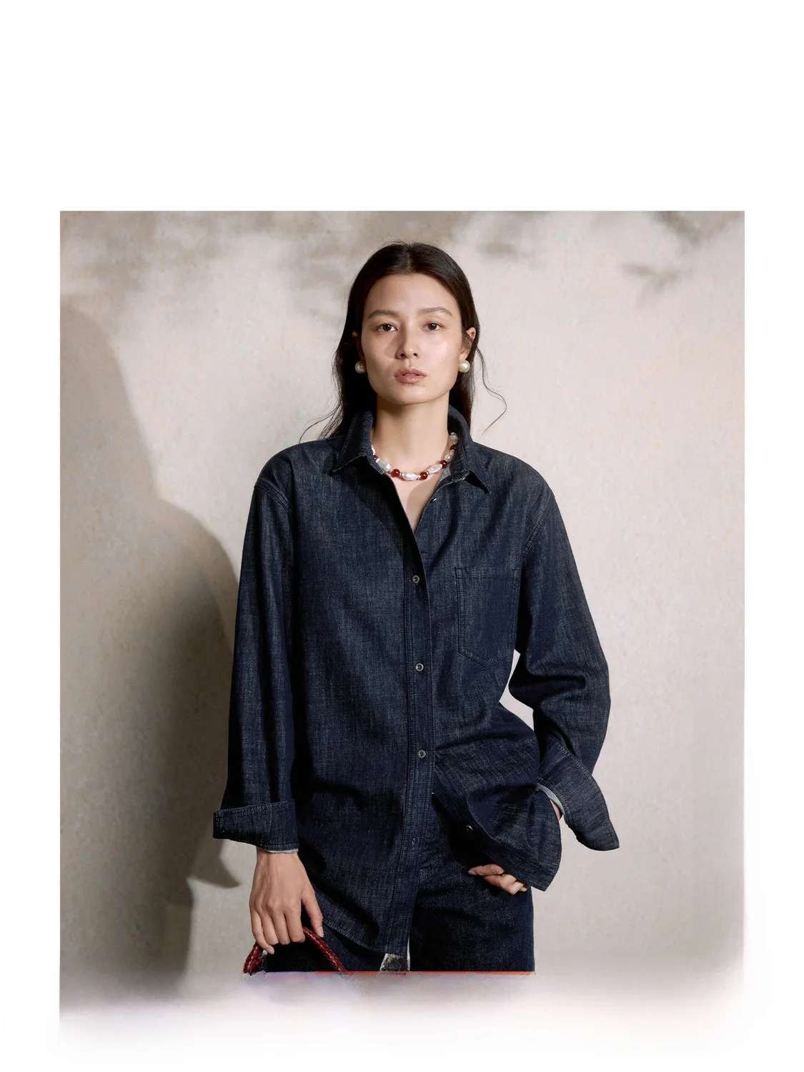 

Невыцветающая женская рубашка ZHIZHI Yangzhou в стиле ретро, гонконгский стиль, с длинным рукавом, из чистого хлопка, однотонная, свободного кроя