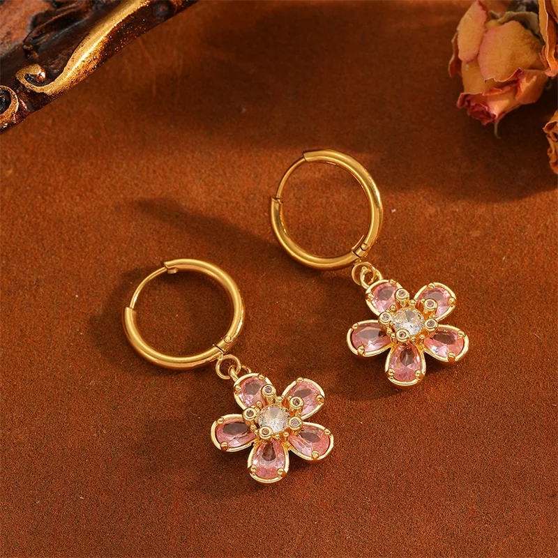 EILIECK 316L Edelstahl Funkelnde Weiße Blumen Zirkonia Halskette Ohrringe Set für Frauen Trendiges Geschenk Luxus Schmuckset – Detail 13