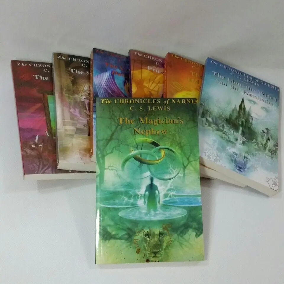 English Version: The Chronicles of Narnia Complete Collection: 7 Books