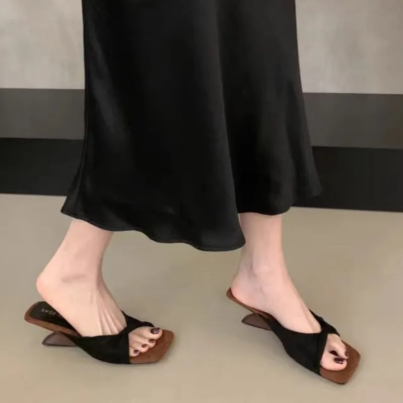 French Niche Semi-slippers for Women To Wear 2026 New Summer One-line Open-toe High Heels view 3
