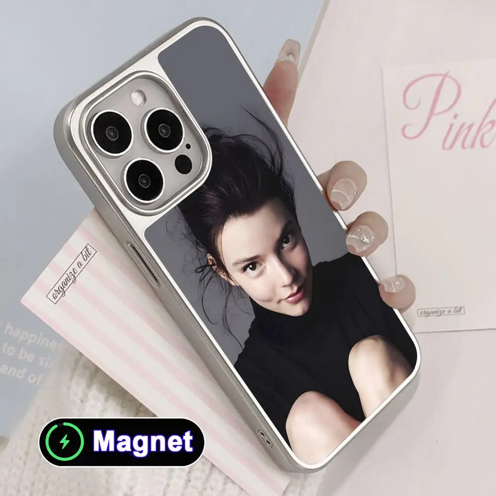 

Anya Taylor Joy Silver Plating Magsafe Mobile Phone Case for iPhone 17 16 15 14 13 12 11 Air Pro Max Plus Colorful Cover