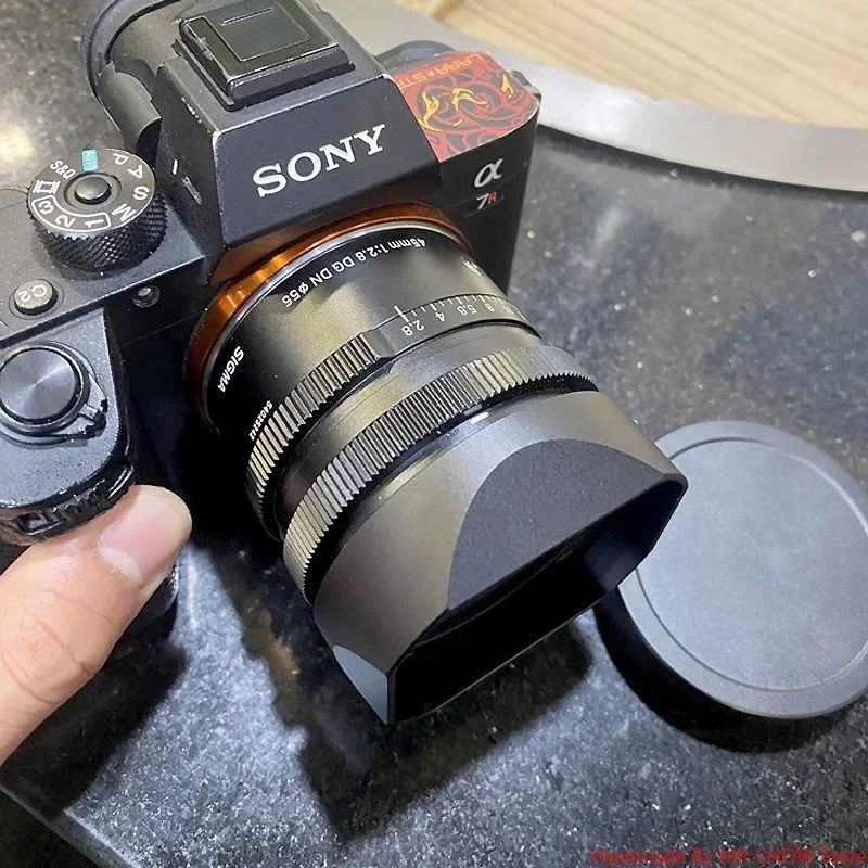 

Алюминиевая байонетная квадратная бленда с металлической крышкой для объектива Sigma 24mm f3.5 DG DN 45mm F2.8 DG DN 90mm F2.8 DG DN