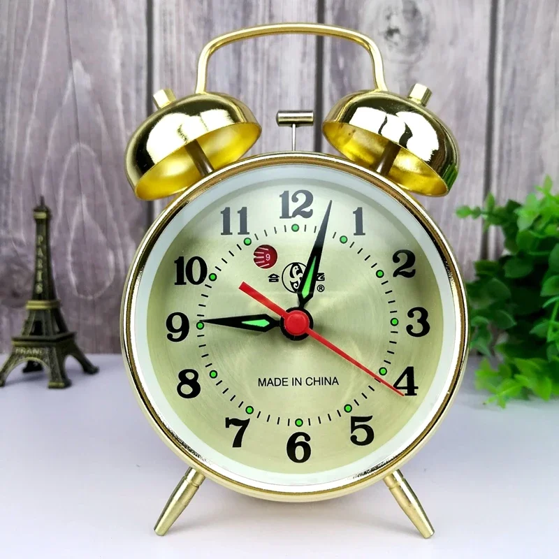 Metal Mechanical Alarm Clock Clockwork Vintage Bedside Table Clock Silent Gold Clocks Chick Pecking