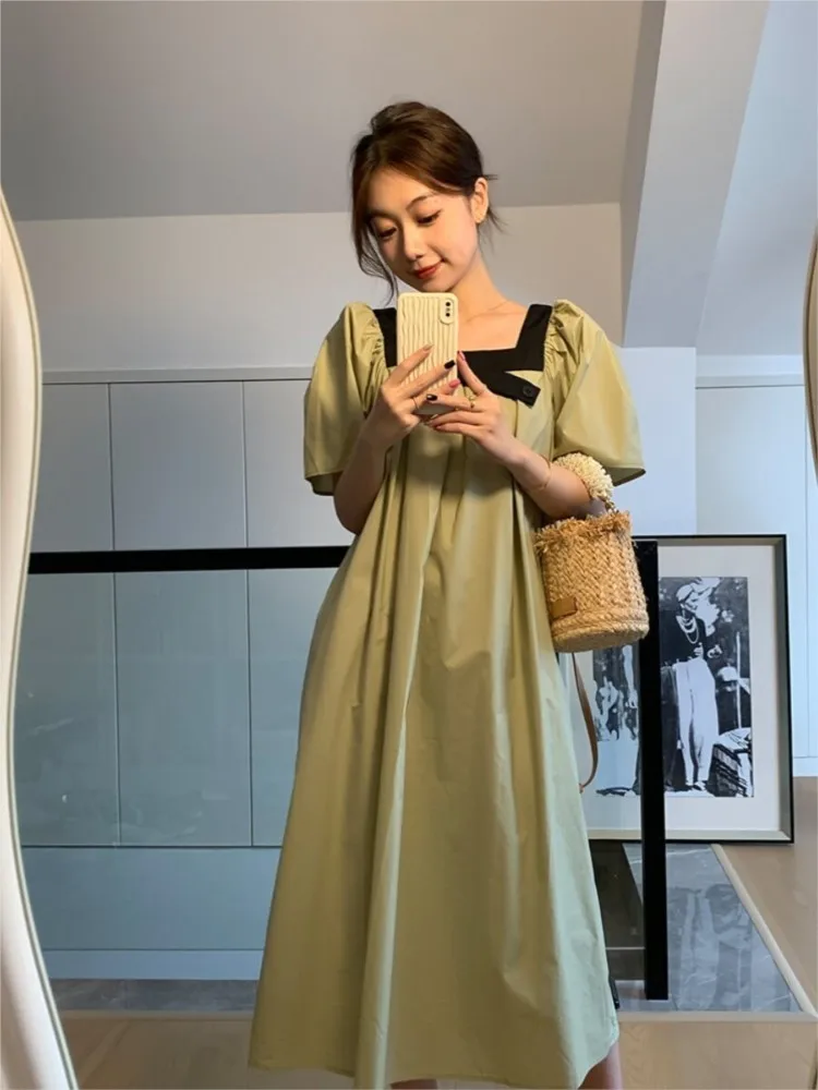 

A new square-neck simple and niche design loose cotton dress for pregnant women