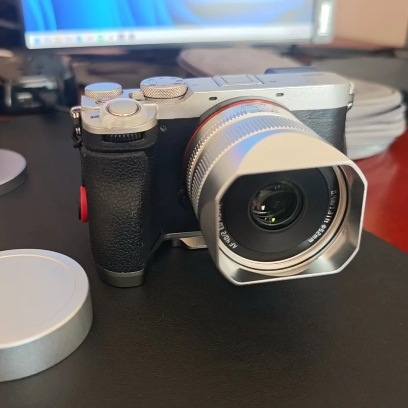 Metal Bayonet Square Lens Hood Comes with Metal Cap for TTArtisan