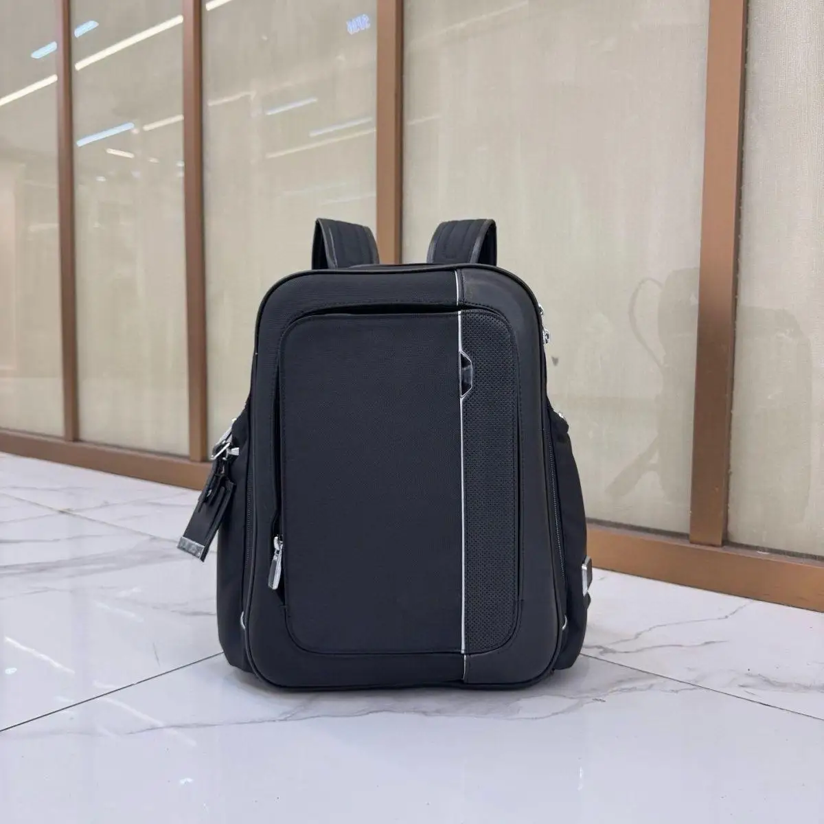 Men's Streamlined Business Backpack, Stylish Unisex School Bag 25503011