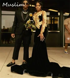 Graceful Black And Gold Prom Dresses For Black Girls One Shoulder Gold Lace Velvet Mermaid Evening Gown Special Party Customized