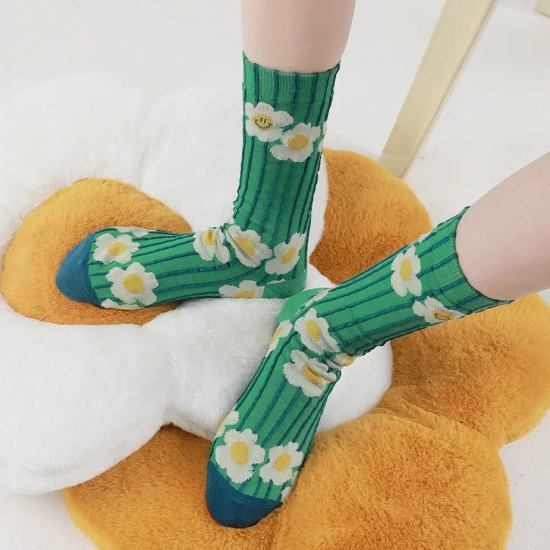 Cute Floral Cotton Socks Women Concave and Convex Texture Design Sense Fashion Illustration Small Flower Cartoon Sock Calcetines