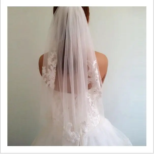 In Stock Short One Layer Waist Length Beaded Diamond Appliqued Wedding Veil Bridal Veils Customized