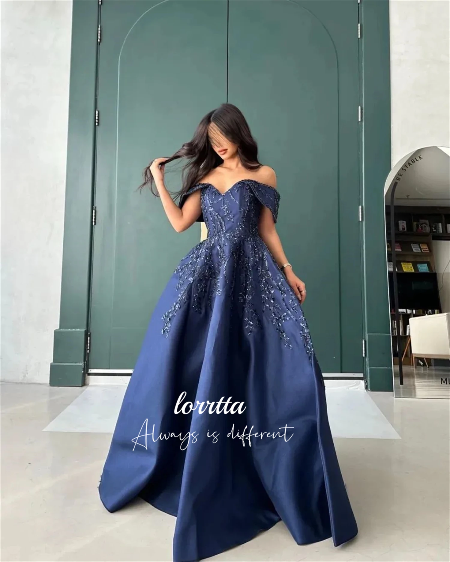 Vestido de noche personalizado de satén con bordado de cuentas, línea azul oscuro, vestidos de fiesta elegantes para ocasiones formales de lujo