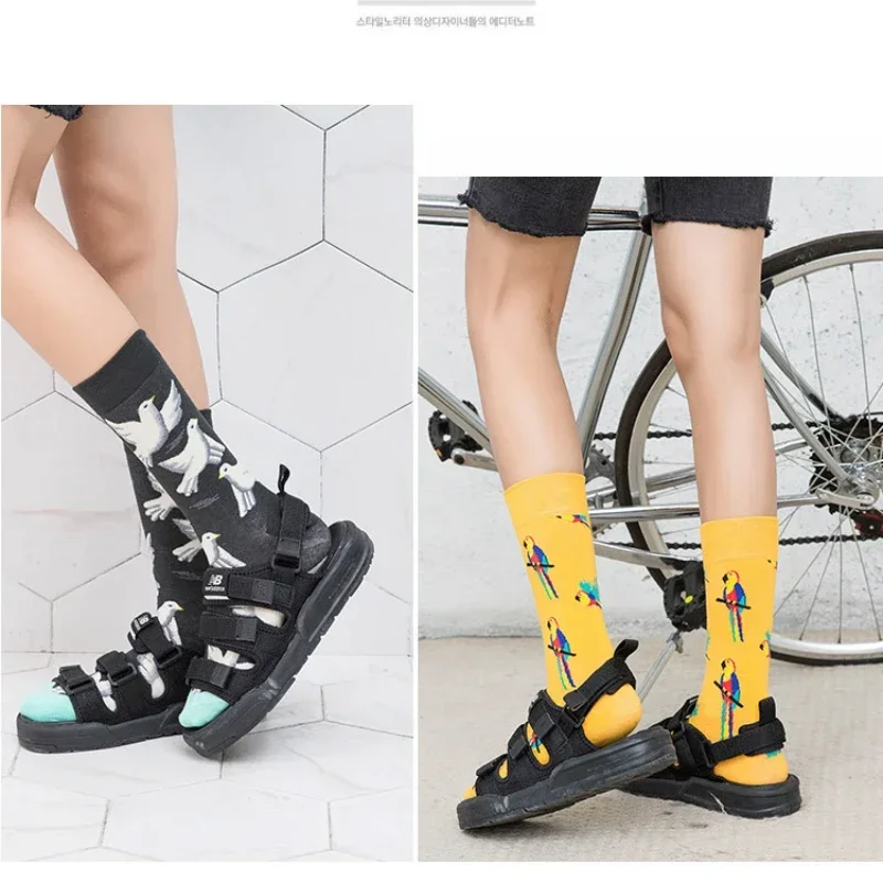 New Trendy Socks Fashion Casual Sports Neutral Couples Socks Trend Cotton Socks