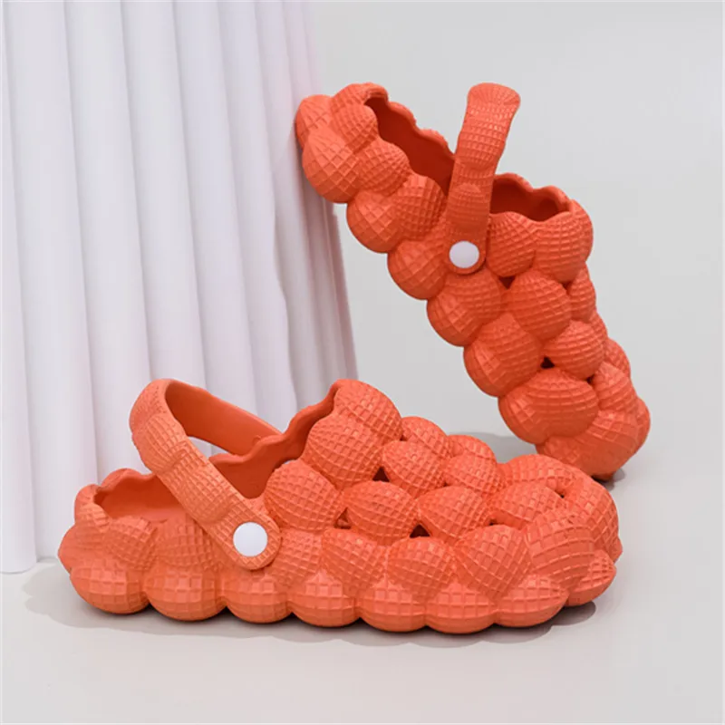 Comwarm Women Clogs Slippers Cute Bubble Ball Sandals Summer Indoor Massage EVA Slides Outdoor Closed Toe Anti-Slip Fashion Shoe