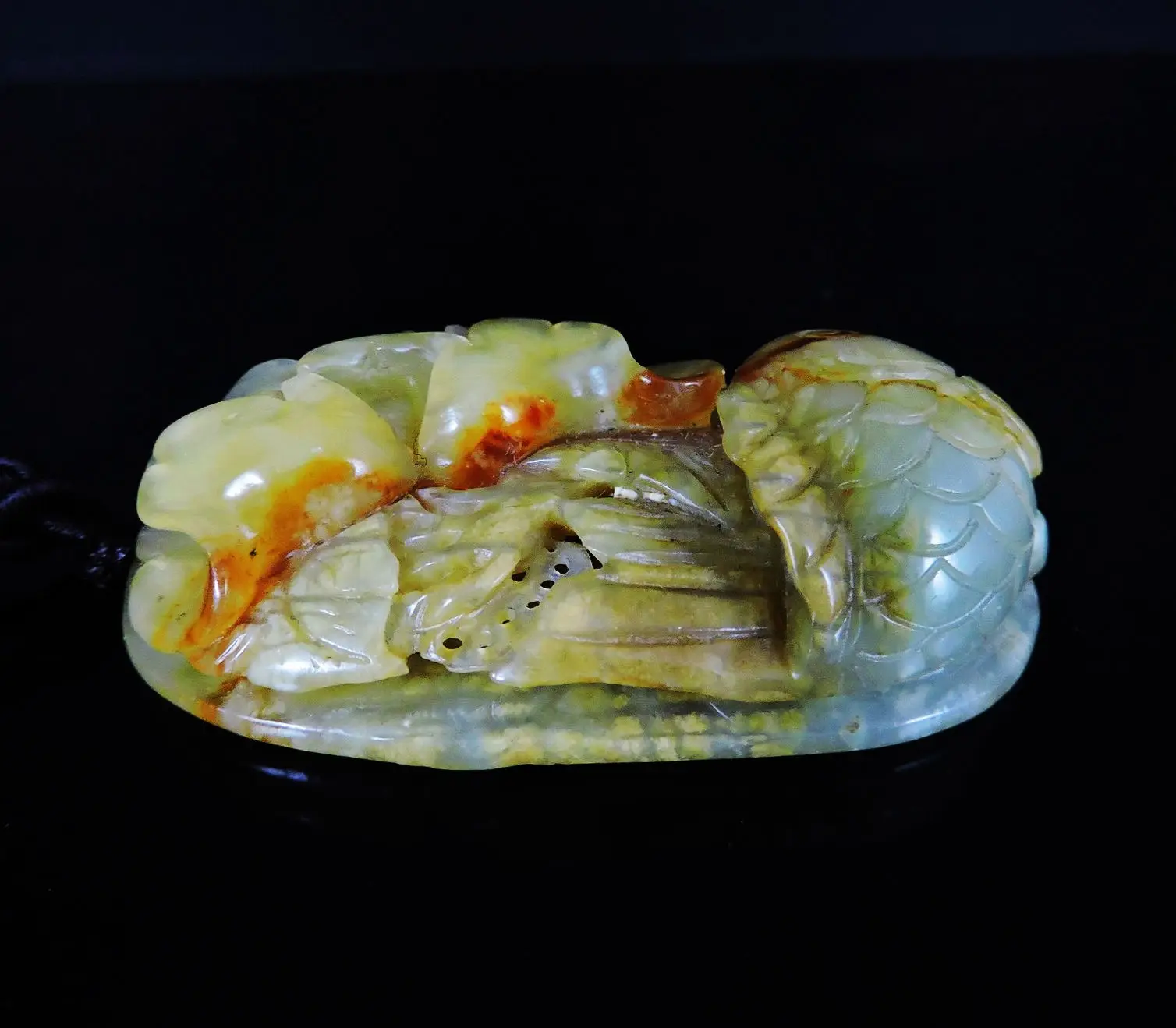 Рисунок 5 - Ювелирные изделия из нефрита