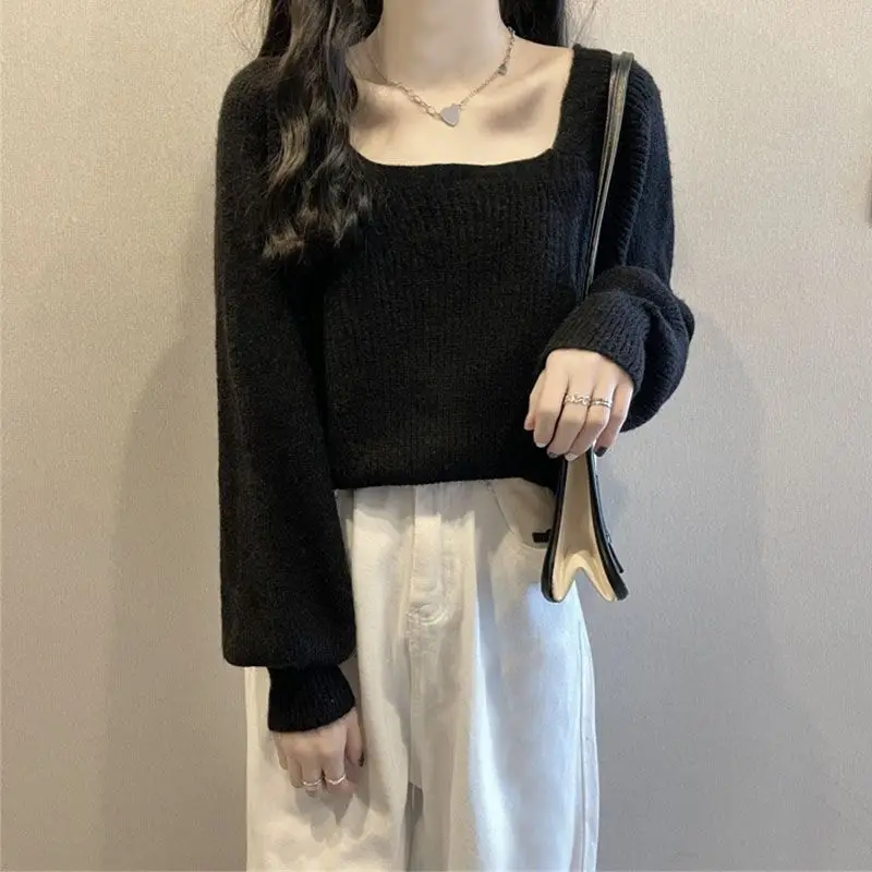 Sweter rajut lengan lentera dasar wanita, pakaian jumper longgar Chic Korea kerah kotak elegan musim gugur musim dingin warna polos