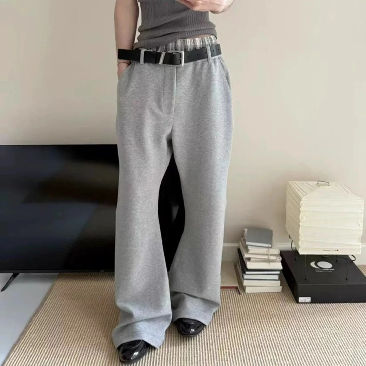 

American heavyweight special texture fabric scimitar pants for men, comfortable and skin-friendly, slim and loose sweatpants