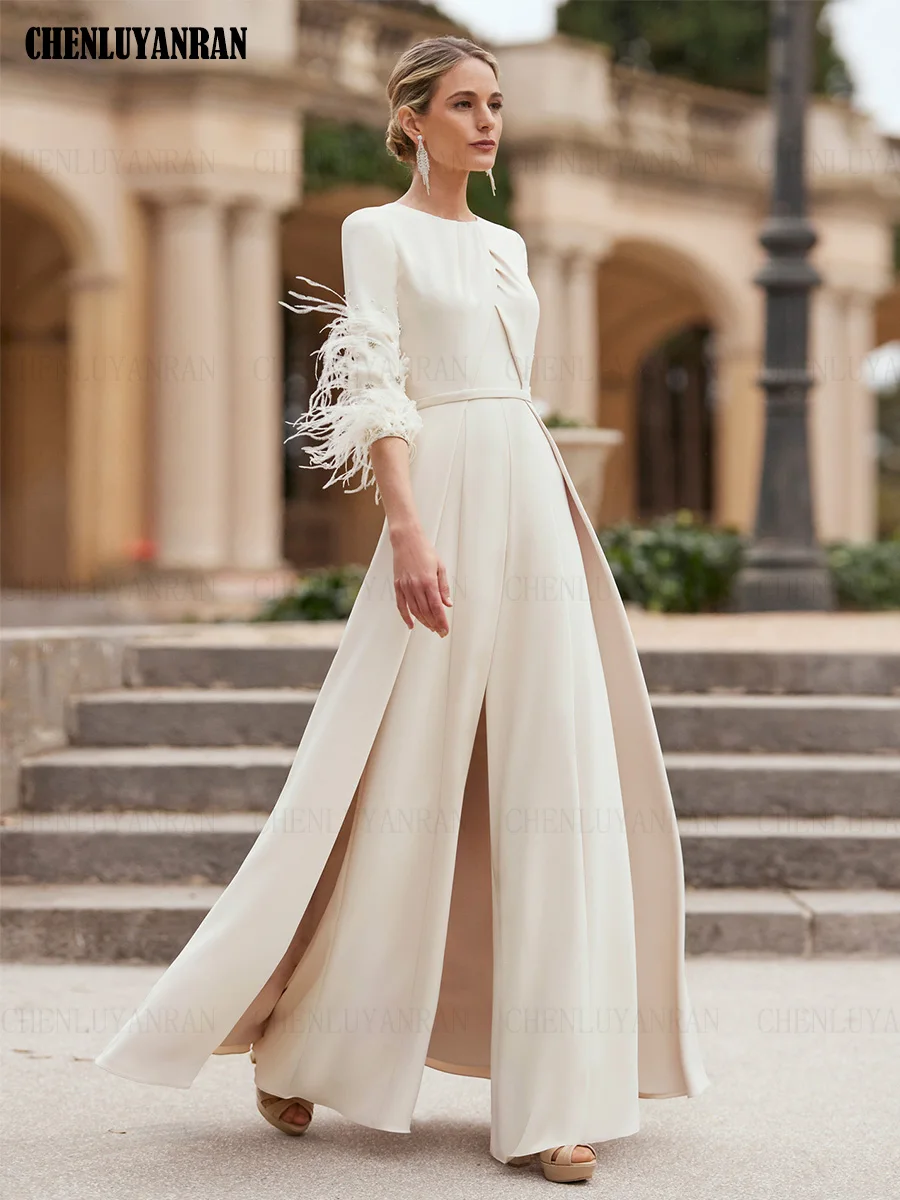 

Simple Mother of the Bride Dresses 2023 Jumpsuit Long Wedding Guest Gowns Pantsuit Feather Beading Dress Women For Wedding