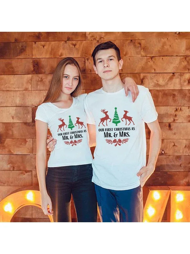 Kawaii Graphic Tees Harajuku Family T Shirt 1pcs Our First Christmas As Mr Mrs Couple Matching T-shirt Short Sleeve Clothes 2024