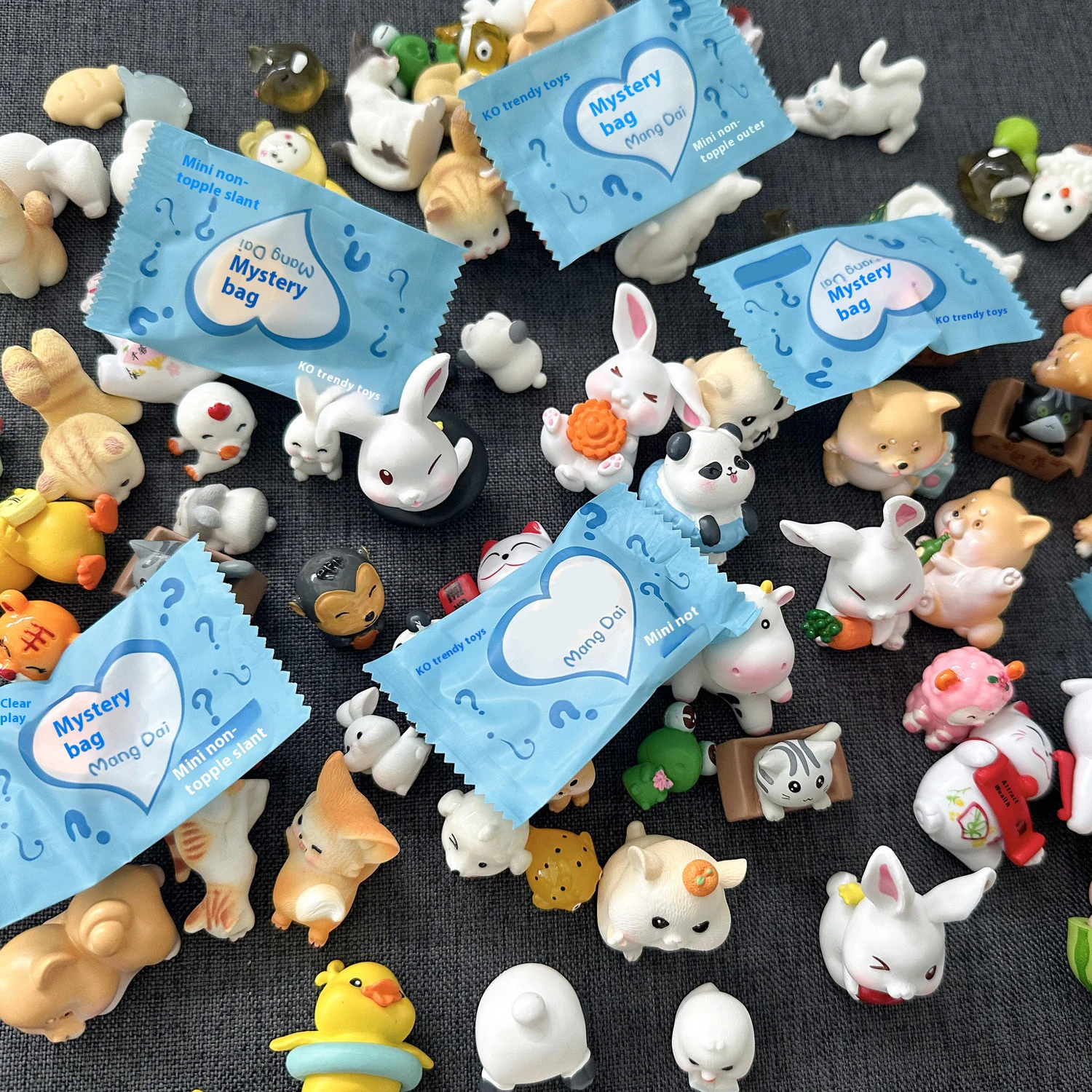 100PCS Kawaii Rabbit Dog Model Toys Child Birthday Party Favors Gifts Surprise Blind Bag Small Gift Independent Packaging Random