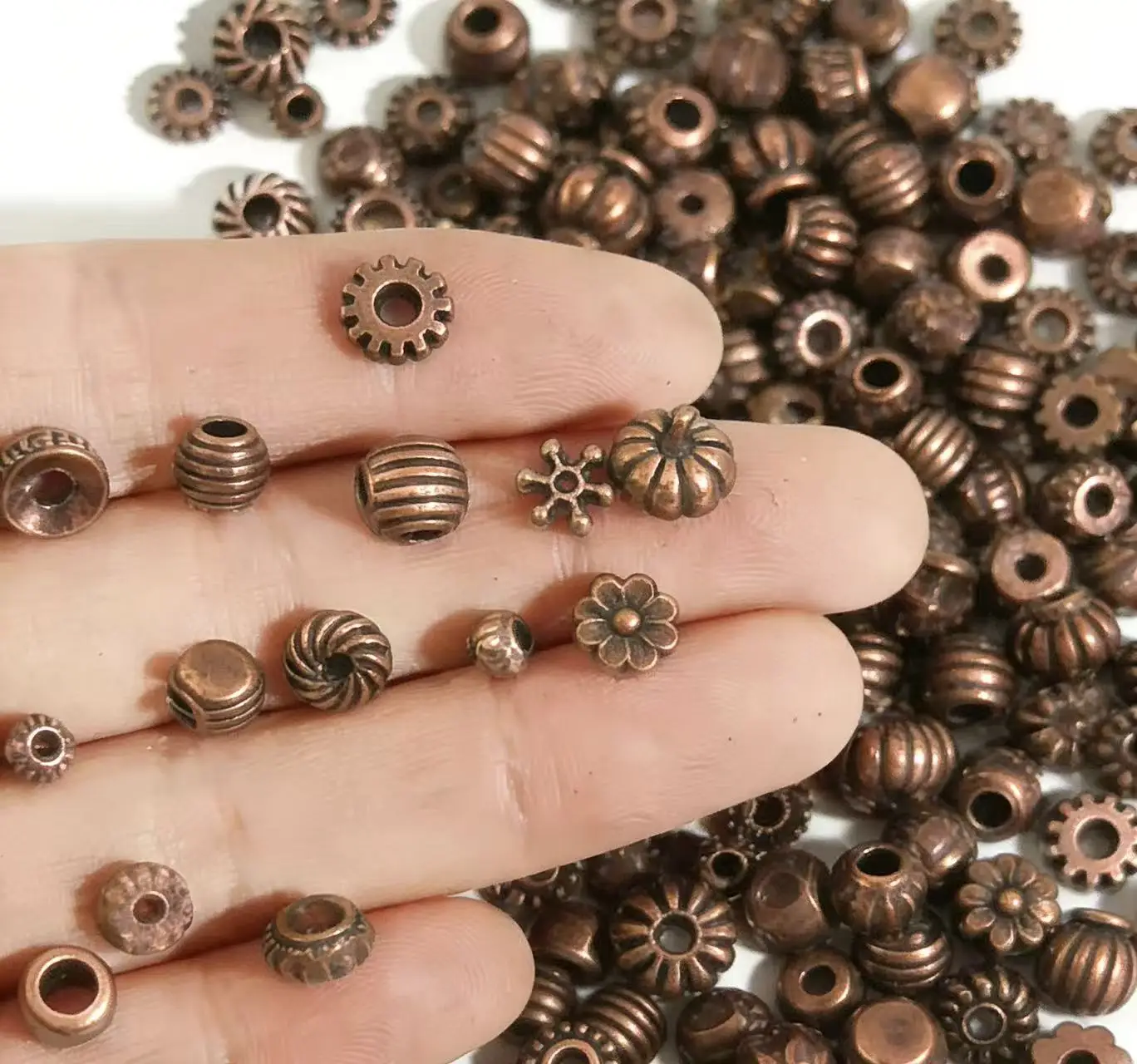 Image of 100 Stück Gemischte Legierungsperlen, Antik-Kupferfarbene Großloch-Abstandhalterperlen & Röhrenperlen-Anhänger für DIY-Schmuckherstellung Zubehör