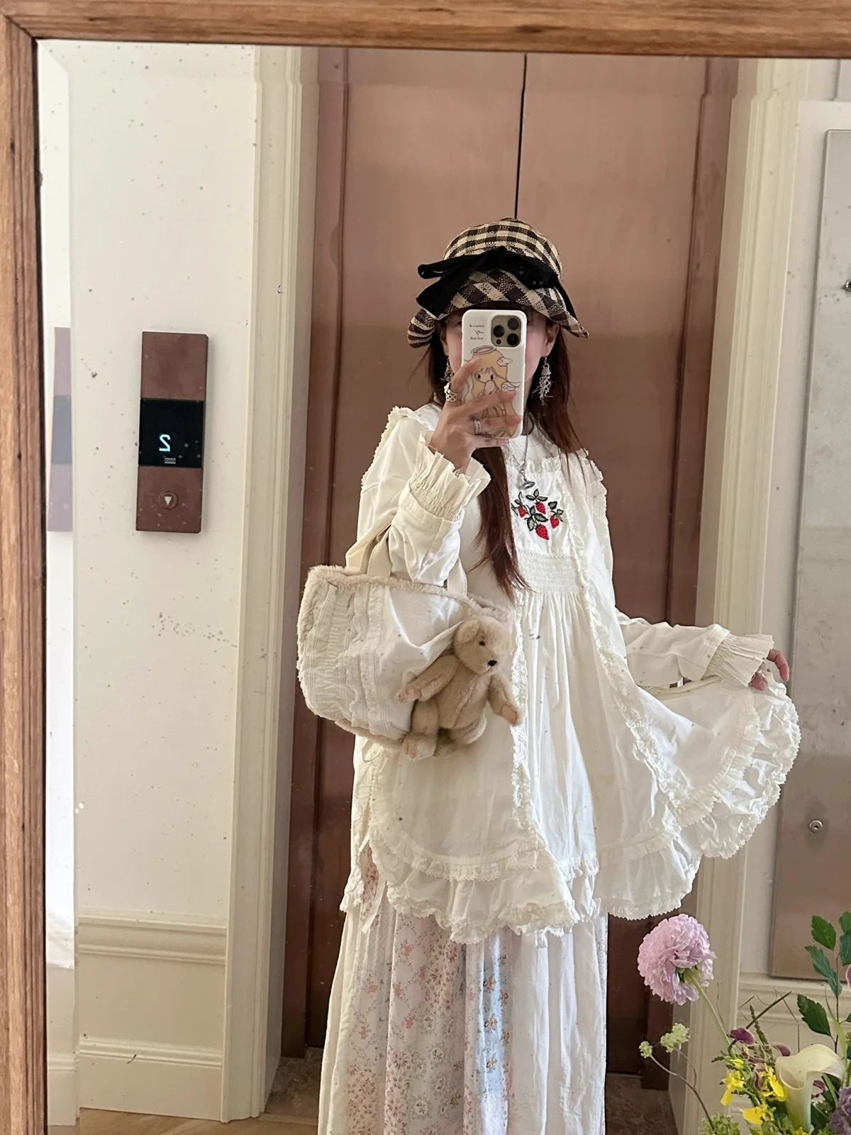 

ReallyWhy Heavy Industry Special Stberries Embroidery Gathered Lace Trim Cover up Vest Dr Casual Cotton round Ne