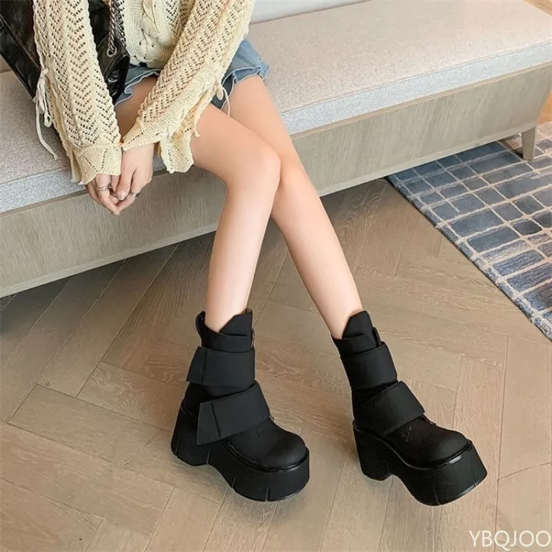Small Size Spring Autumn New Thick Soled Height Increasing Women's Short Boots Small Stature Sponge Sole Slimming Women's Boots view 3