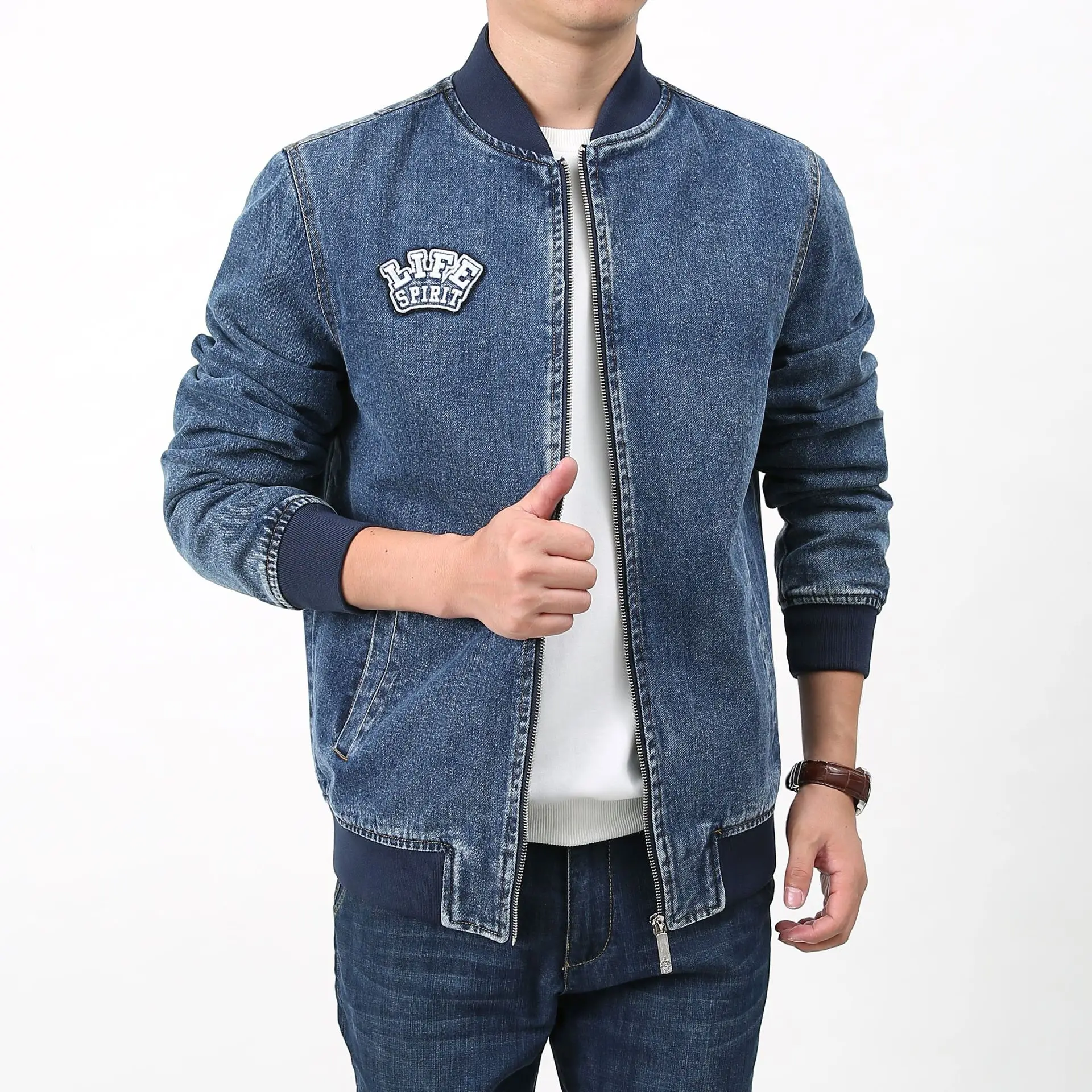 

Men's Loose Large-Sized Denim Jacket Simple Casual Zipper Workwear for Autumn 2025 Collection