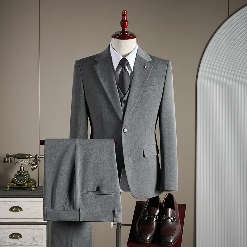 

High-quality, fashionable, stylish, versatile and trendy business casual one-button suit set, three-piece set, groom's dress sui