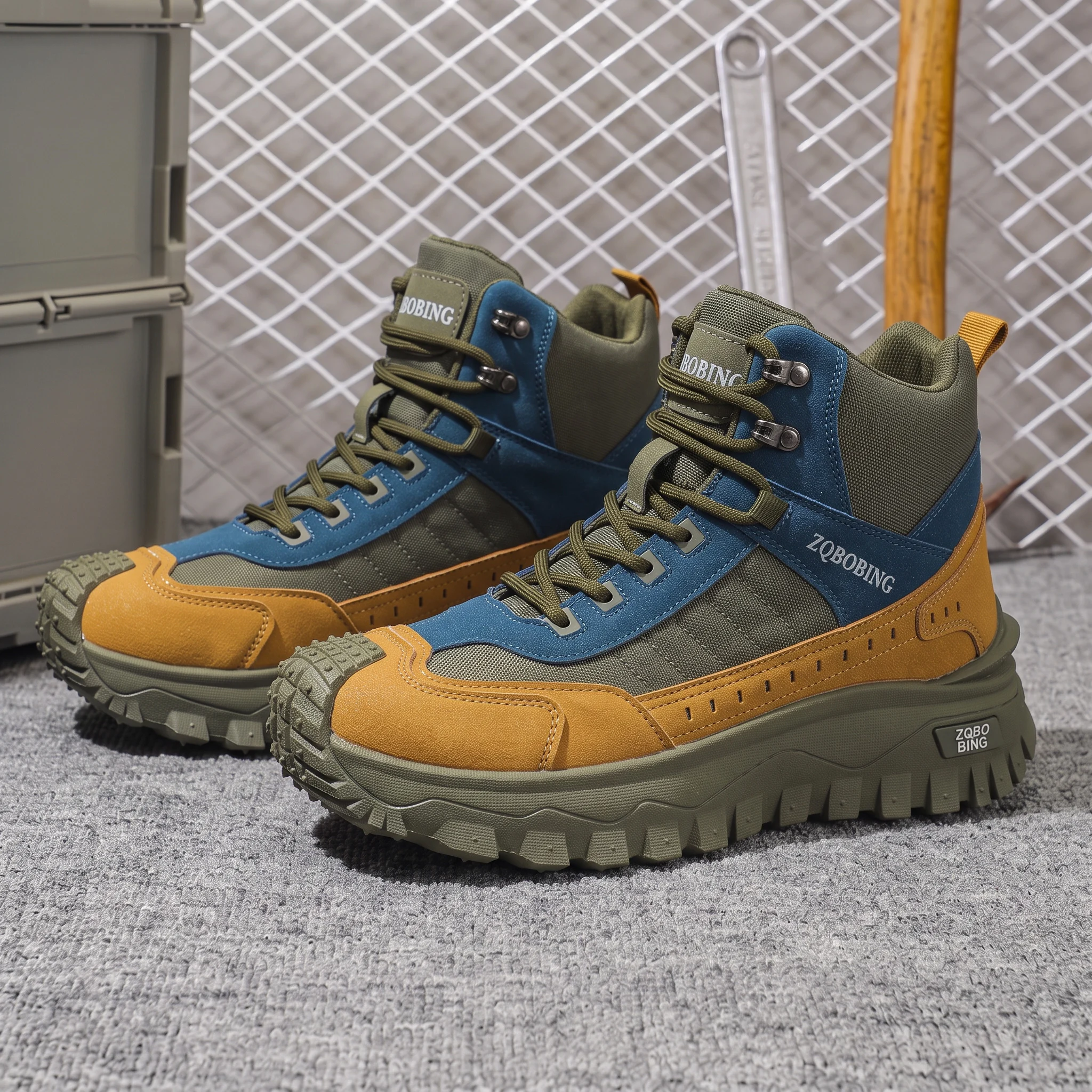 Neue Herbst- und Winter-High-Top-Outdoor-Wanderschuhe für Herren, Größen 39-48, dickbesohlte, rutschfeste, verschleißfeste Arbeitsschuhe, Farbblockierung, vielseitig, trendig, höhenvergrößernde Herren-Sportschuhe – Detail 9