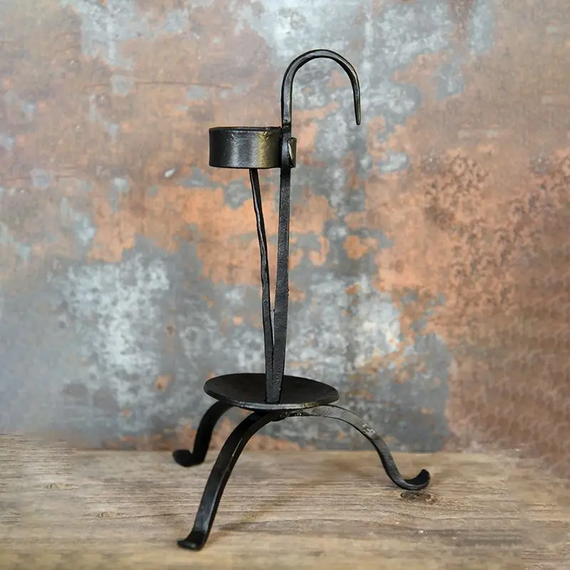 Hand-forged medieval wrought iron candle holder, retro desktop tripod candle base, homestay decorative lamp holder