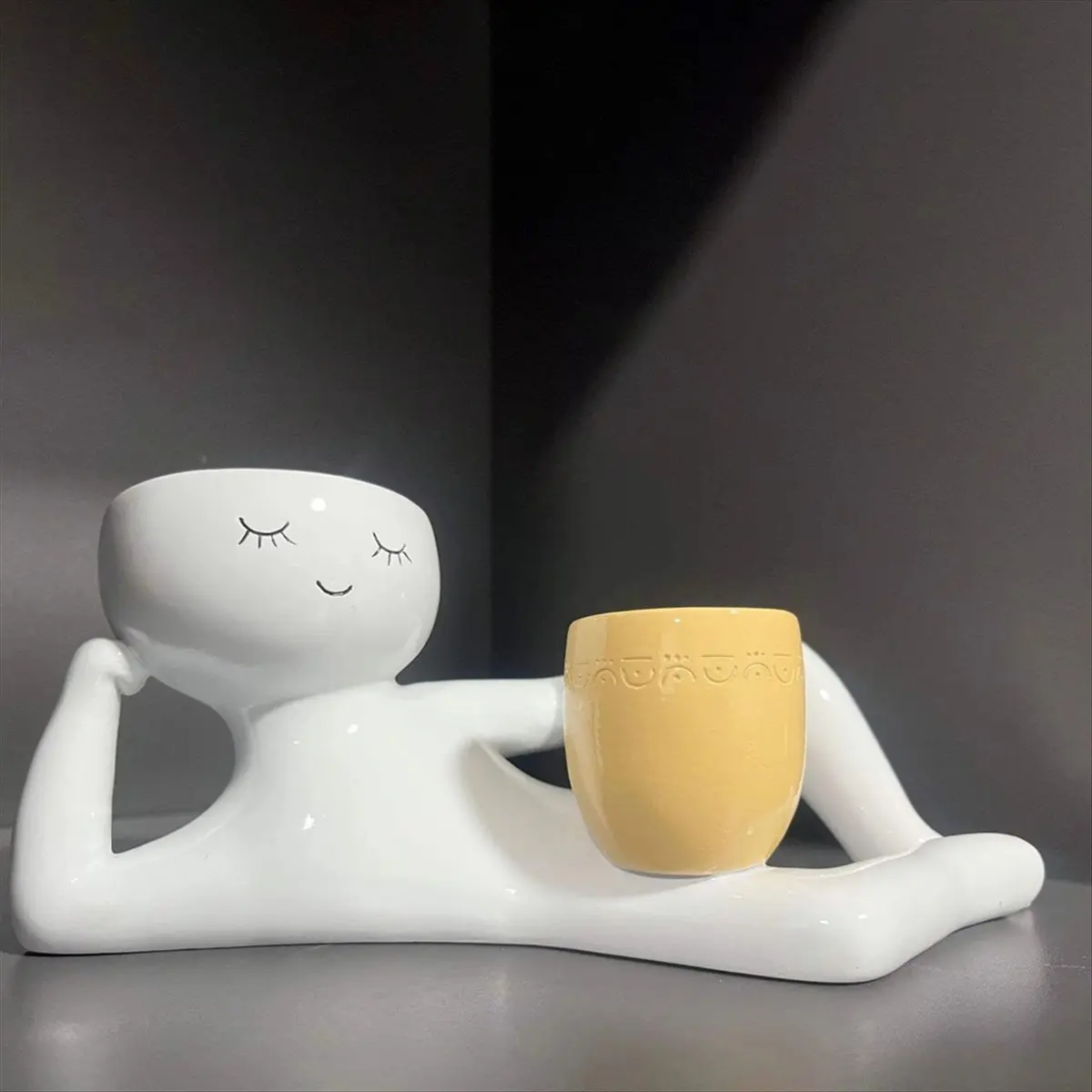 B-est Lazy Guy Planter ResinLazy Little Character Flowerpot Planter Lying Down Resin Lying Down Figure Garden
