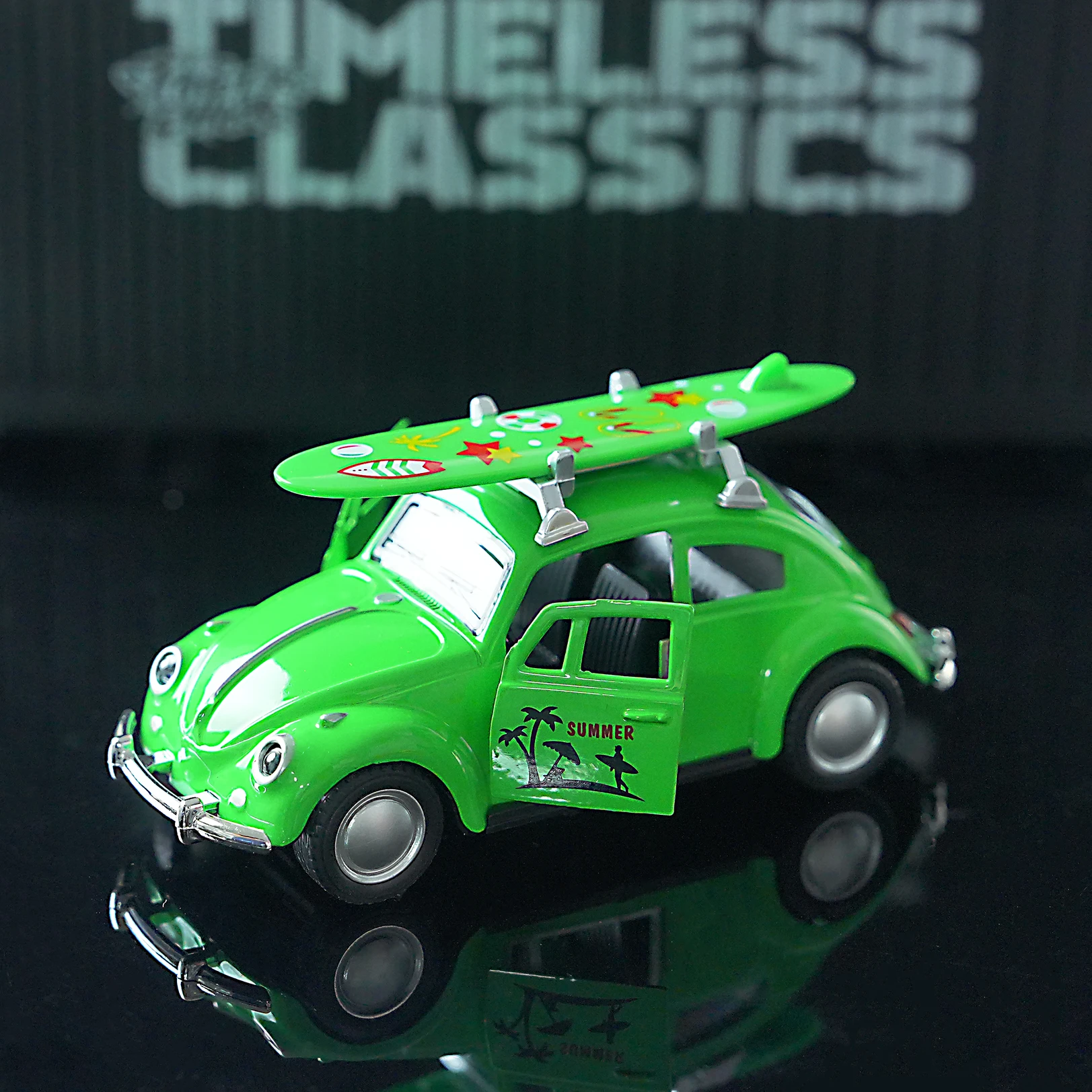 Vintage Collectible & Vintage Dolls - Винтажная модель автомобиля Volkswagen Beetle 1:32