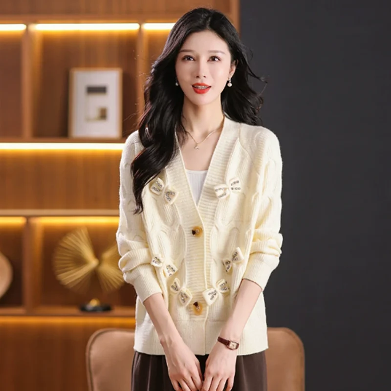 러블리 보우 가디건 스웨터 여성 신상 레트로 일본풍 V넥 리본 루즈핏 니트 여성 가을 겨울 2025