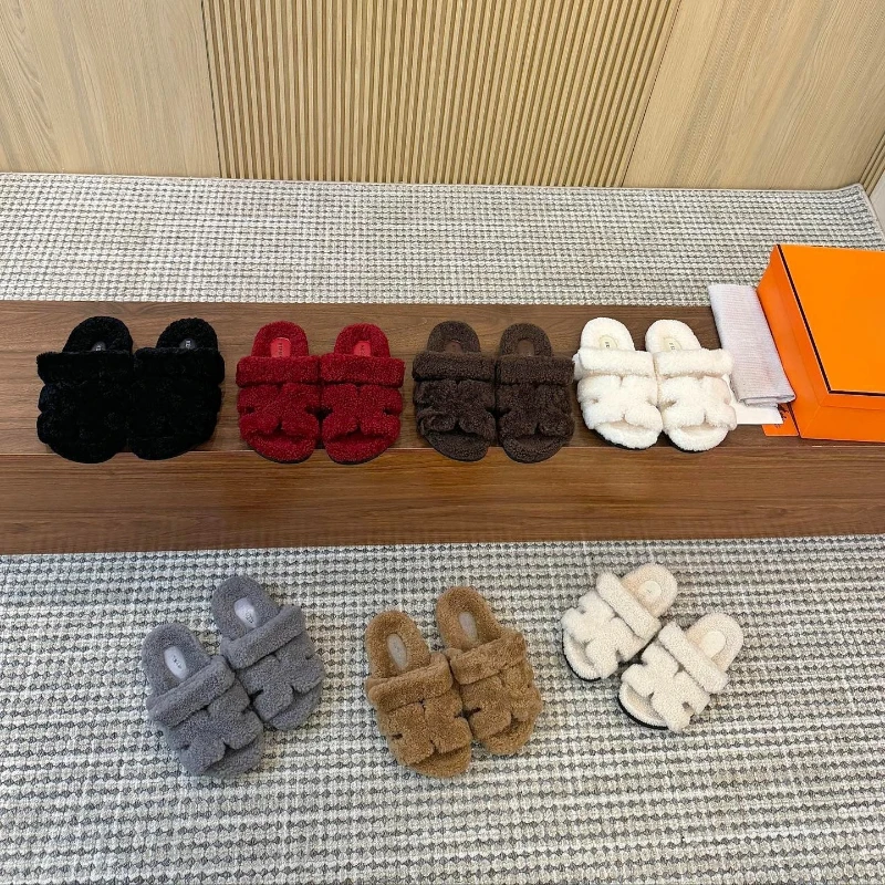 

H Autumn Winter Plush Slippers Home Indoor Outdoor Non-Slip Soft Sole Warm Comfortable Unisex Adult Cute New Year Gift