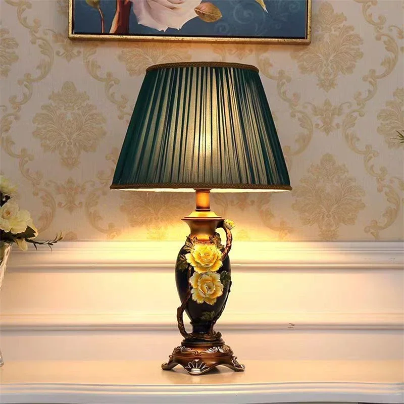 BUNNY European Table Lamp Luxurious Living Room Bedroom Study Villa Hotels LED Retro Creativity Bedside Desk Light