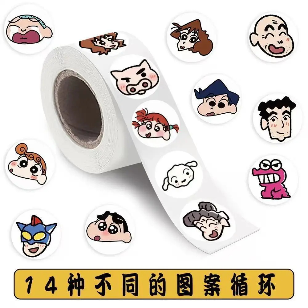 500 Stück/Rolle Crayon Shin-chan Anime Lustige Aufkleber DIY Skateboard Laptop Gitarre Handy Auto Siegel-Etiketten Dekorative Aufkleber
