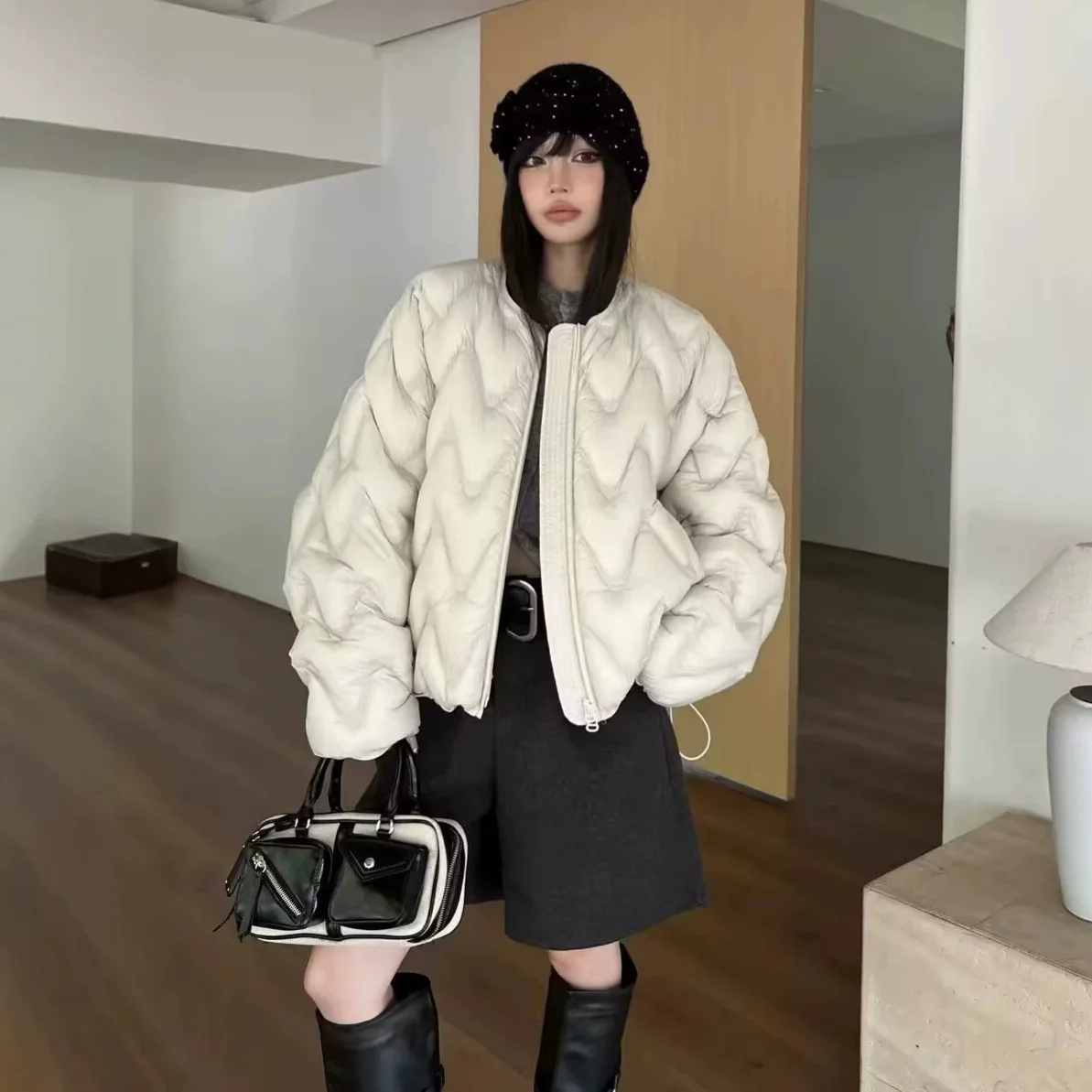 Premium 90 White Duck Down Puffer Jacket Women Round Neck Batwing Sleeve Winter Cropped Loose Cloud Shape Warm Casual Jacket