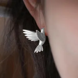 Exquisite Gold Color Bird Stud Earrings for Women Charm Elegant Dove of Peace Earrings Cocktail Party Jewelry Accessories Gifts
