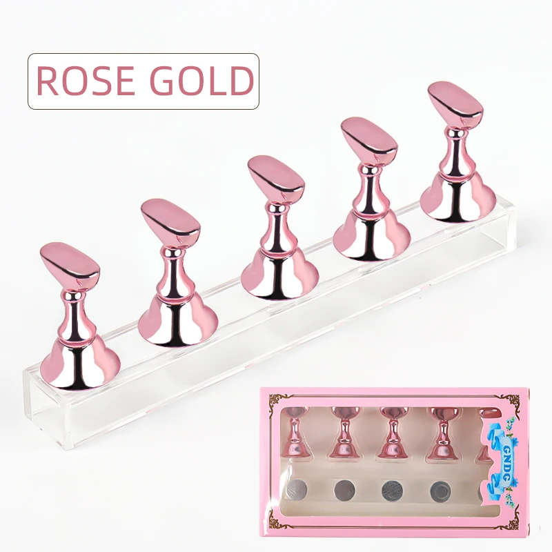 5 stücke Nagel Halter Falsche Nagel Spitze Praxis Stehen Kristall Basis Magnetische Halter Nail art Display Für Kunst Salon DIY & Praxis Werkzeuge