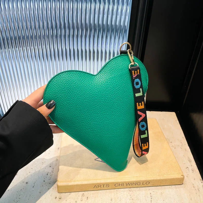Cute Heart Shape Coin Purse Korean Fashion Pure Color PU Small Handbags Sweet Love Decorative Could Store Cellphone Bags view 3
