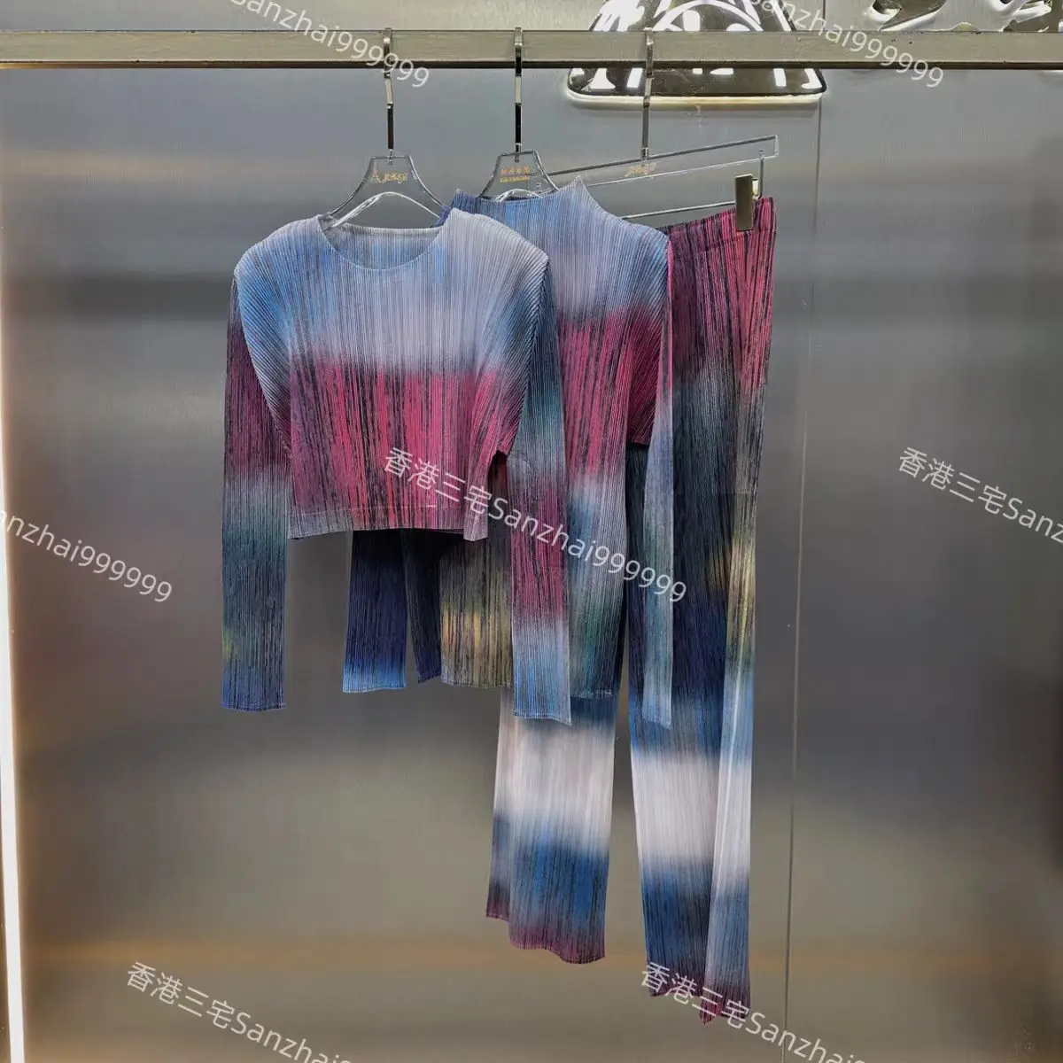 

Women Casual Suit Tie Dye Color Gradient Long Sleeved Top Loose Elastic and Fashionable Straight Leg Pants