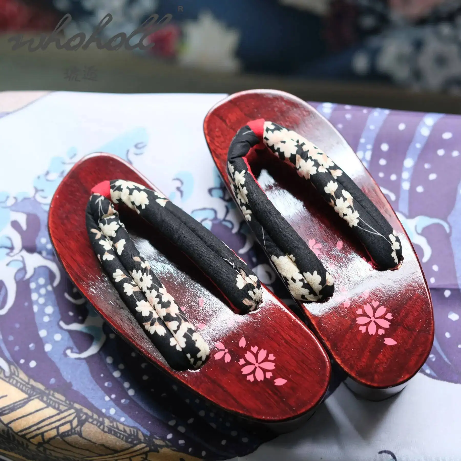 Japanese Wooden Geta Cosplay Costumes Clogs Slippers Women Sandals Anime Coplay Shoes Flip Flops Thick Sole Slippers Wood Clogs
