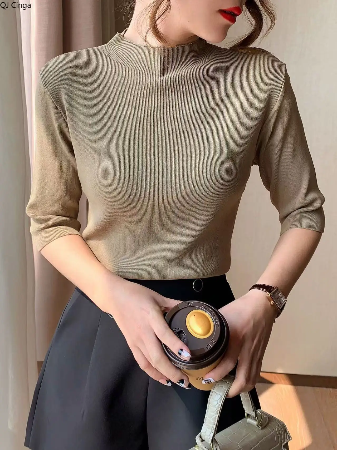 通勤スタイルの女性のハーフハイネック 5 分袖ニットセーター、春夏スリムニットボトムシャツ、アジアサイズ T シャツ