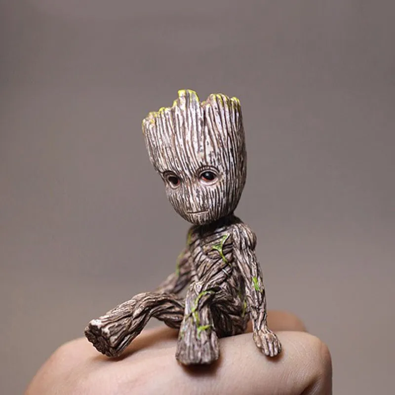 Mainan Dekorasi Mini Groot Guardians of The Galaxy Tree Man Hreos 6Cm figur aksi duduk Groot hadiah mainan Model anak-anak