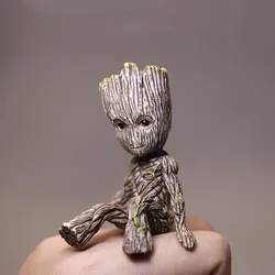 Groot Gardiens de la Galaxie, Tree Man Hreos, Anime Mini, Figurine d'Action, Groot Assis, Modèle de Jouets pour Enfants, Cadeaux Décoratifs, 6cm