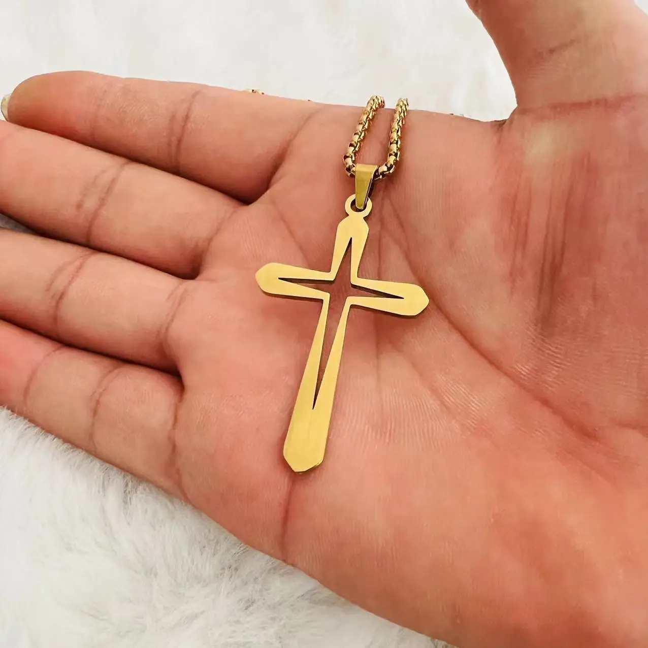 تصميم الأزياء بسيط الجوف الصليب قلادة الرجال الهيب هوب الفولاذ المقاوم للصدأ قلادة الدينية المسيحية تميمة المجوهرات