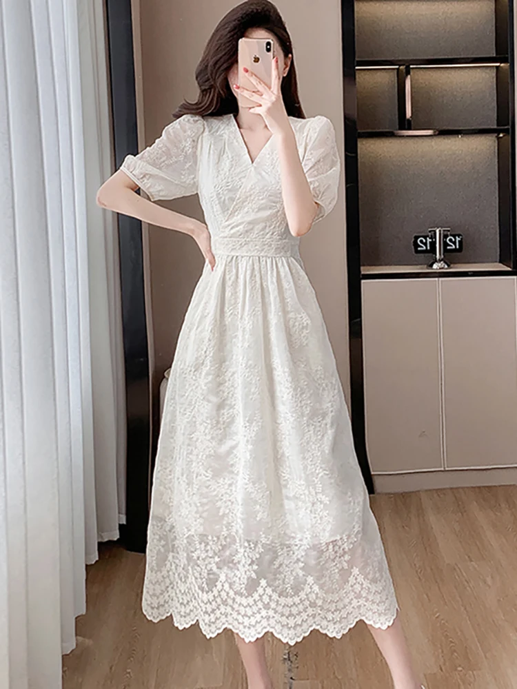 Robe de soirée blanche brodée pour femme, robe longue, tambour élégant, robe de Rhde festival, fête de luxe, coréen, vintage, nouveau, été, 2024