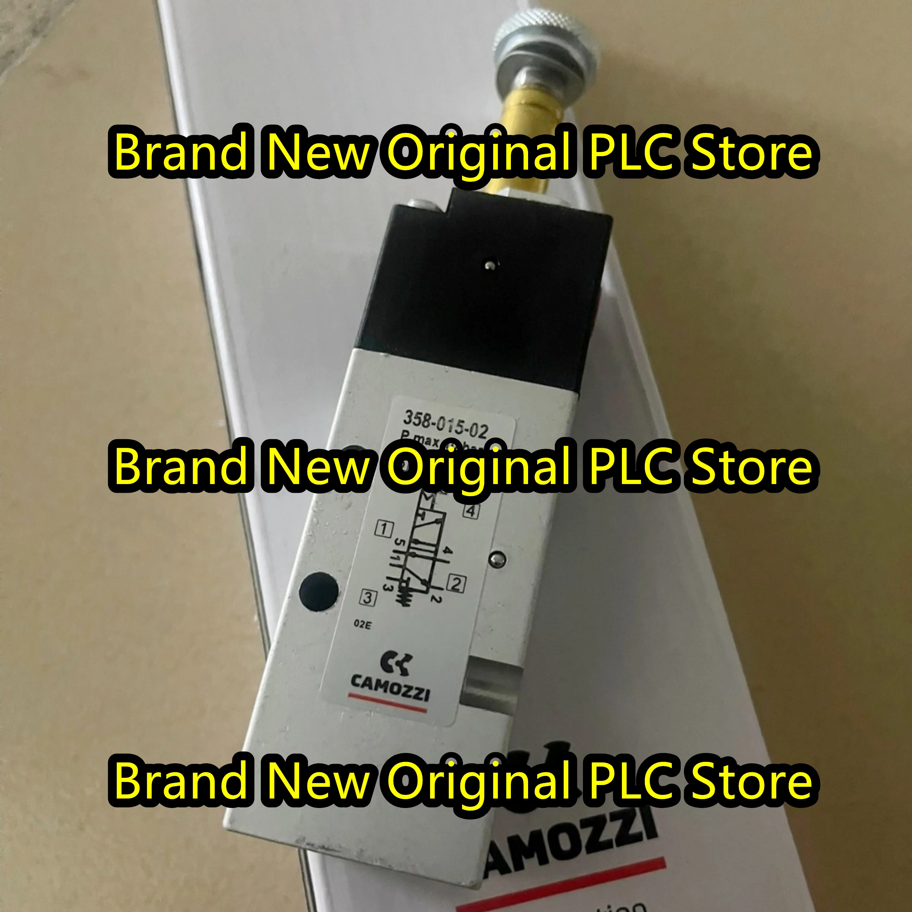 

358-015-02 Fast Ship new original