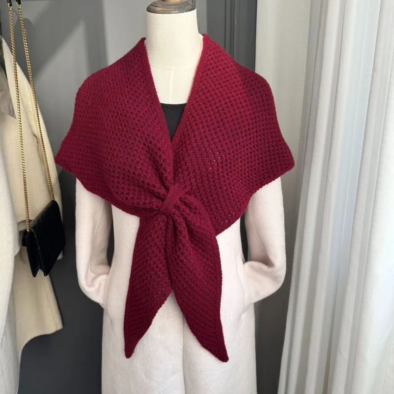 

Corn thickened hollow classic fashionable shawl women2025Spring and Autumn New Solid Color Versatile Back Protector